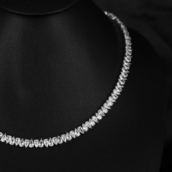 Load image into Gallery viewer, Celestiara Necklace
